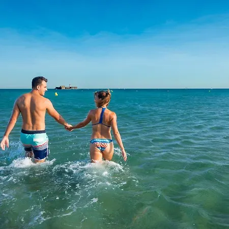 2 Pieces Vue Piscine Richelieu Cap D'agde アパート *