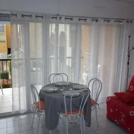 2 Pieces Vue Piscine Richelieu Cap D'agde アパート アグド
